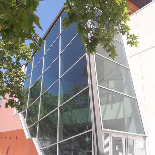 Biblioteca Josep Roca i Bros