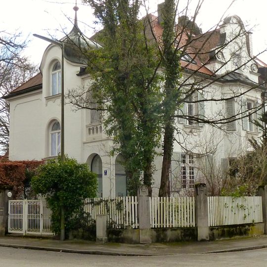 Irmgardstraße 13