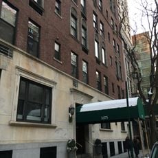 1075 Park Avenue