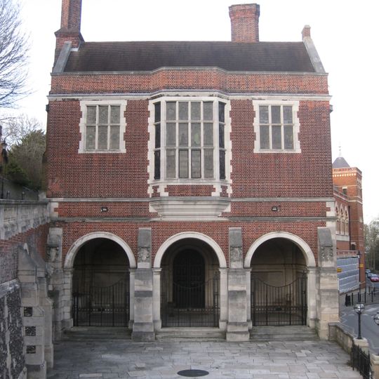 War Memorial Building