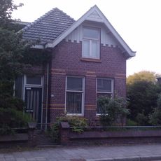 Dienstwoning school
