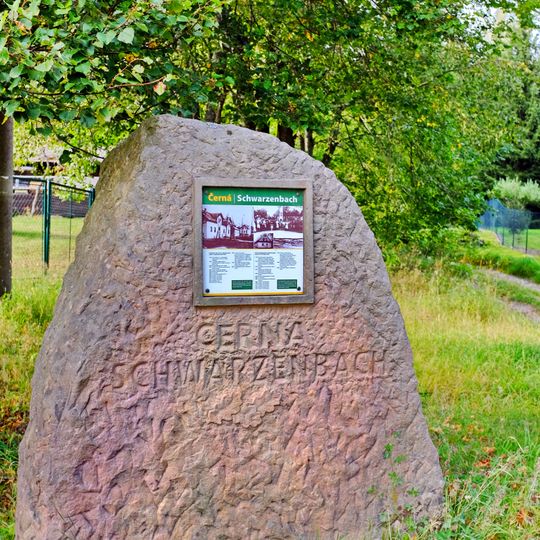 Pomník obce Černá v Černé