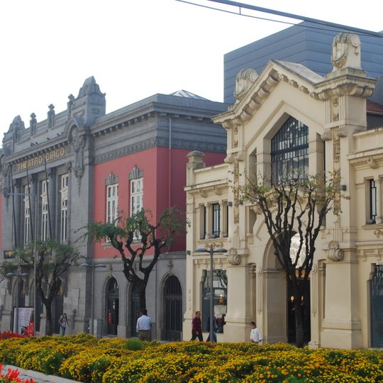 Conjunto de construções do início do séc. XX na Av. da Liberdade