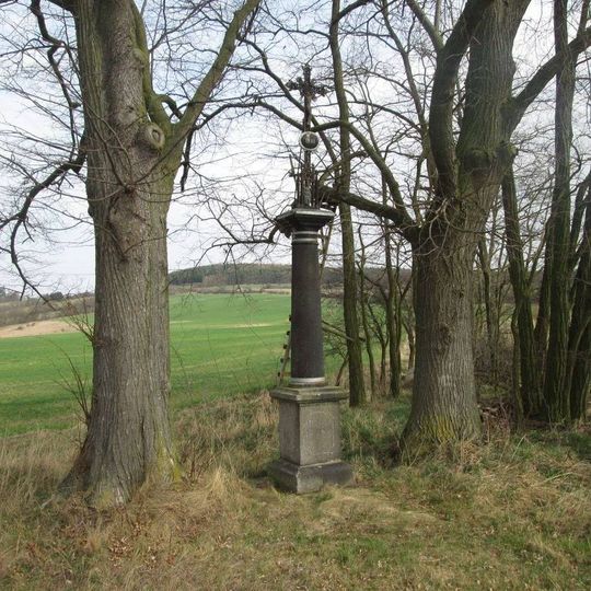 Kříž severně od Jína