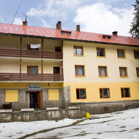Begovitsa hut