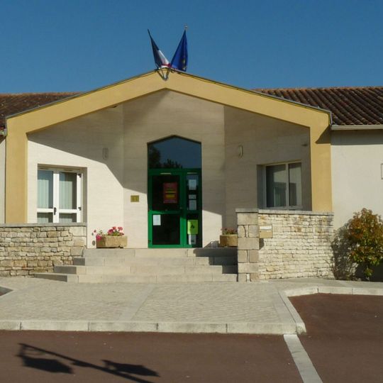 Asnières-sur-Nouère