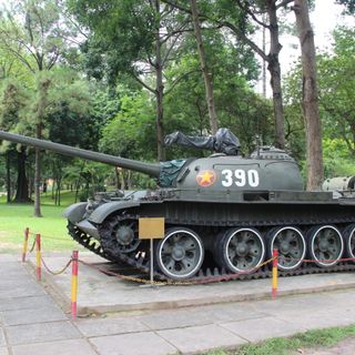 Tank 390 Monument