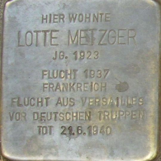 Stolperstein en memoria de Lotte Metzger
