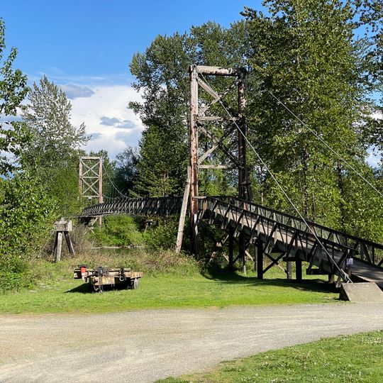 Tolt-MacDonald Park footbridge