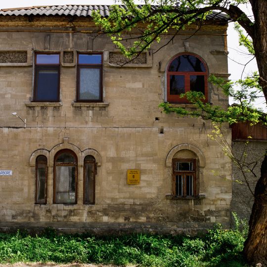 Urban villa, Zamfir Arbore, 4A