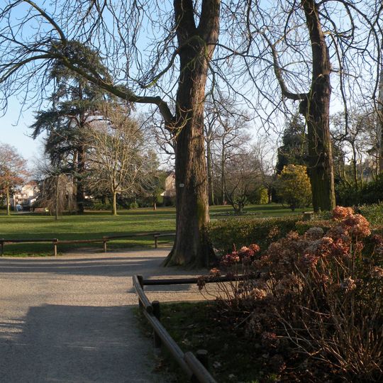 Square de Villeneuve