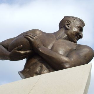 Obolensky Statue
