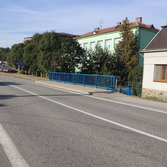 Most silnice I/23 přes Mlýnský potok ve Vladislavi