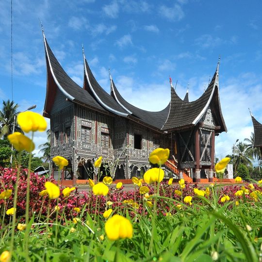 Silinduang Bulan Palace