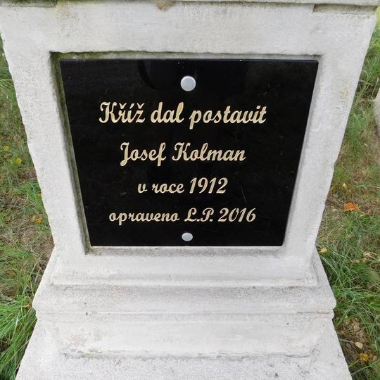 Kříž západně od Otavožat