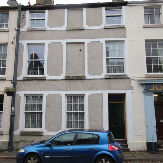 Bodafon, 6 Bulkeley Terrace