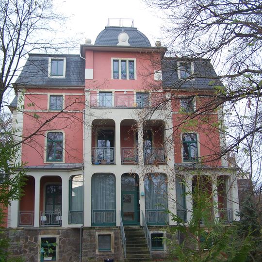 Mietvilla Hölderlinstraße 1