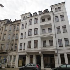 Mietshaus in halboffener Bebauung (bauliche Einheit mit Georgstraße 27 und Schloßstraße 33) Georgstraße 29