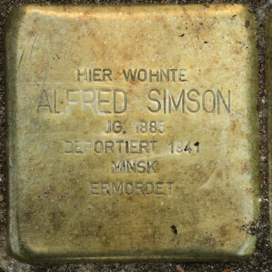Stolperstein dedicated to Alfred Simson