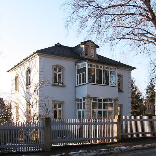 Villa Eduard-Bilz-Straße 36