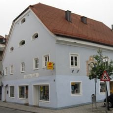 Schloßbergstraße 3