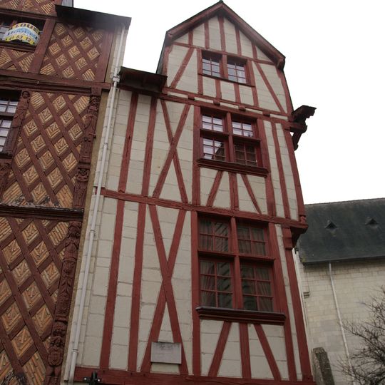 Maison, 1 montée du Fort