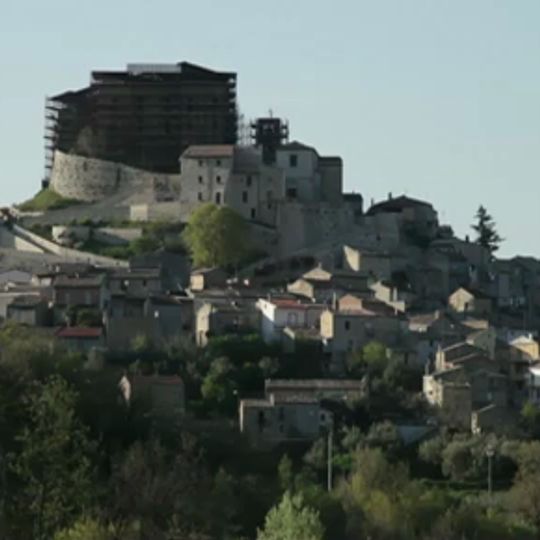 Castello ducale di Carpineto Sinello