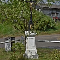 Kříž v Pňovanech u křižovatky