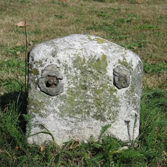 Milestone, Thornhill Park; by Abbots Leigh, Upper Northam Drive, opposite the allotments