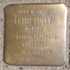 Stolperstein en memoria de Erich Golly