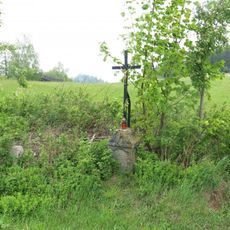 Kříž u rozcestí k Severáku v Hraběticích