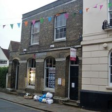 1 and 1A, Castle Street