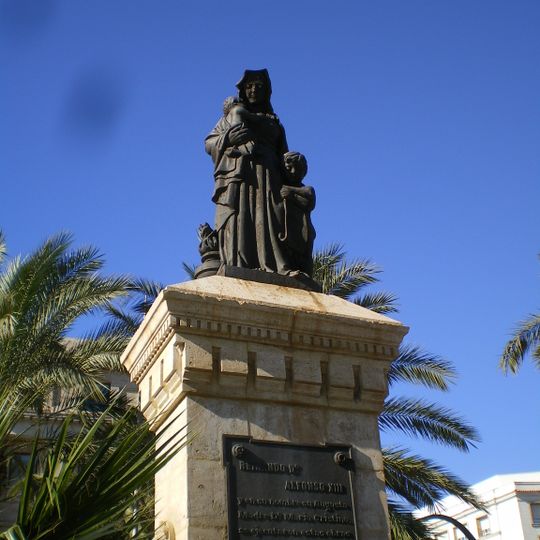 Estatua de la Caridad