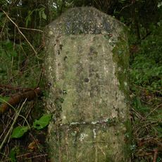 Milestone, Jackament's Bottom; 50m N farm entrance