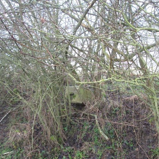 Kříž východně od Mileva