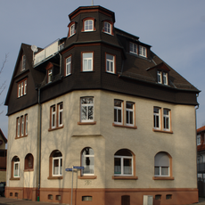 Wohn- und Geschäftshaus