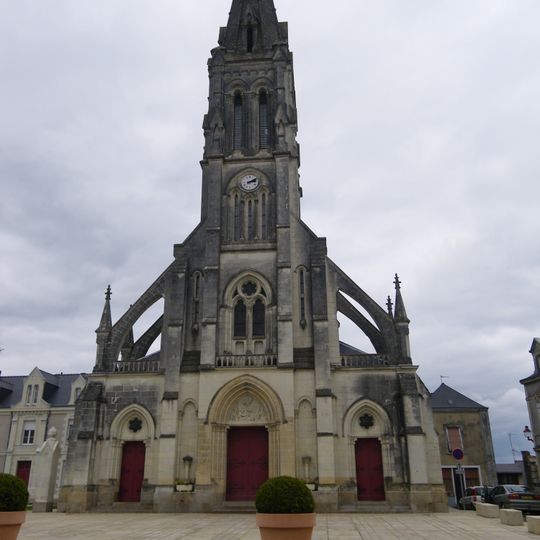Église Saint-Pierre de Bécon-les-Granits