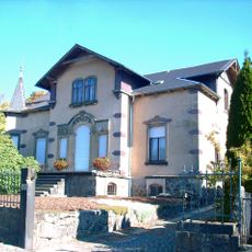 Villa mit Einfriedung Feldstraße 12