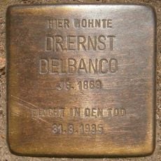 Stolperstein en memoria de Ernst Delbanco