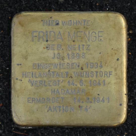 Stolperstein en memoria de Frida Menge