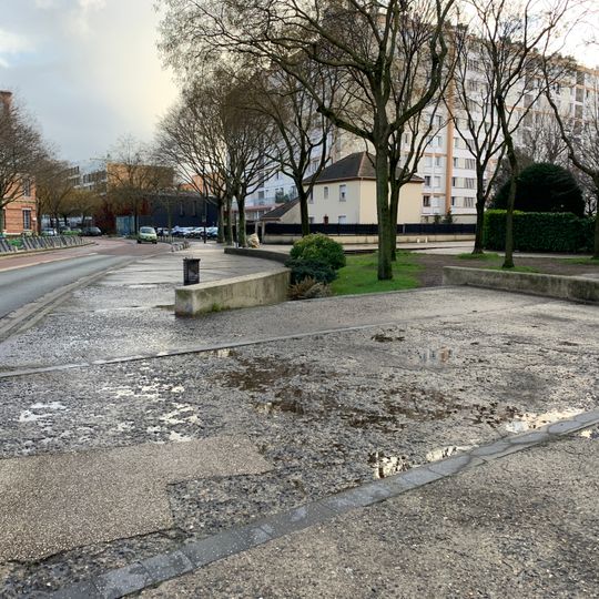 Place Émile-Guénet