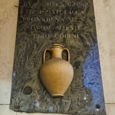 2 rimska groba iz 1.-2. stoljeća