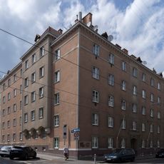 Gemeindebau Camillo-Sitte-Gasse 11-13