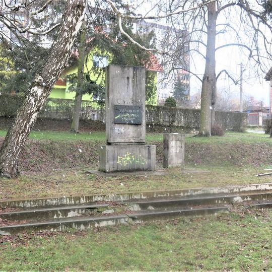 Pomník obětem 2. světové války v Boleticích nad Labem