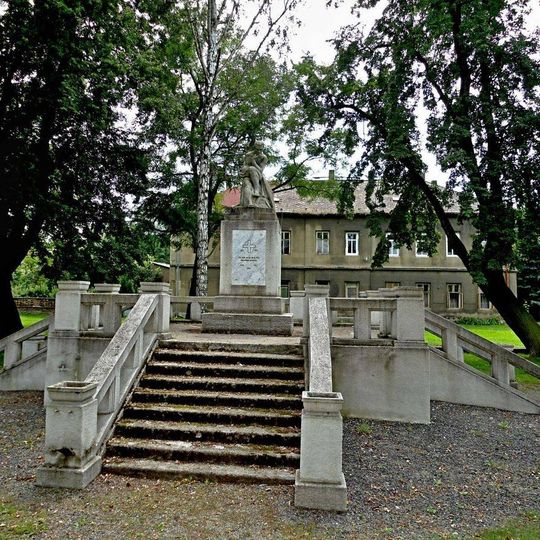 Pomník padlým v Modlanech