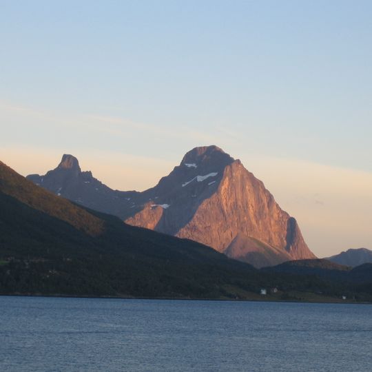 Tjongsfjorden