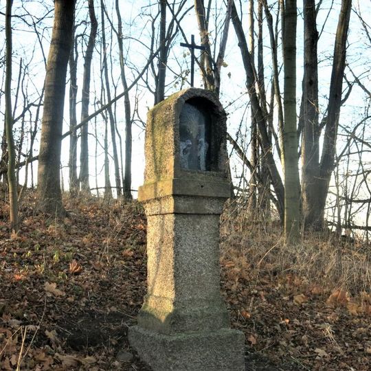 Kaplička XII. zastavení křížové cesty na Křížovém vrchu u Frýdlantu