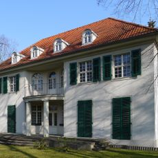 Bernadottestraße 94