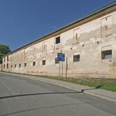 Panský dvůr s areálem