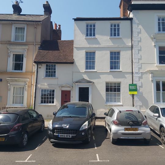 29 30, Castle Street